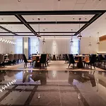 Shanghai Hongqiao Yankuang Tulip Hotel