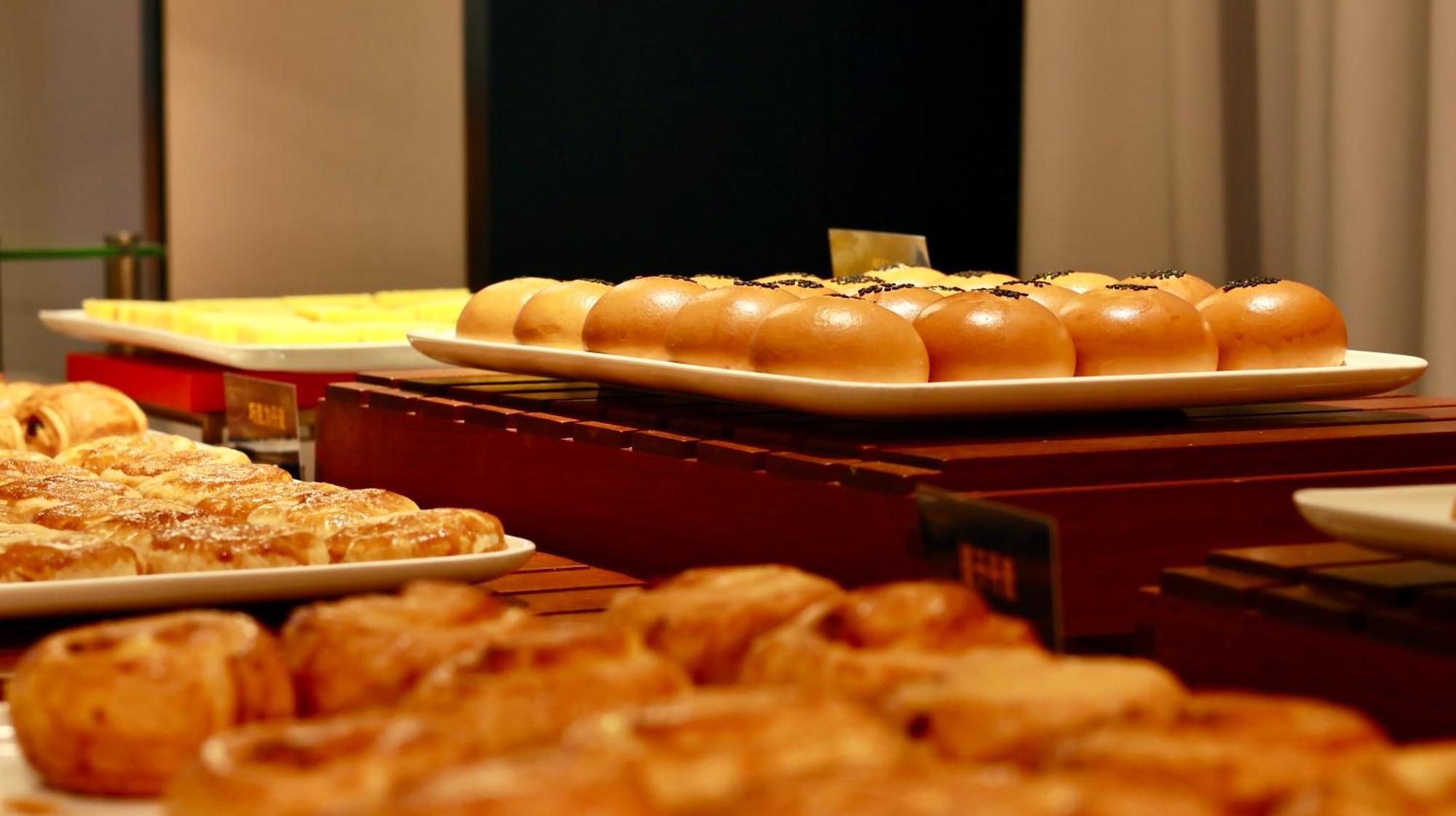 Hongqiao Yankuang Tulip Hotel 5*