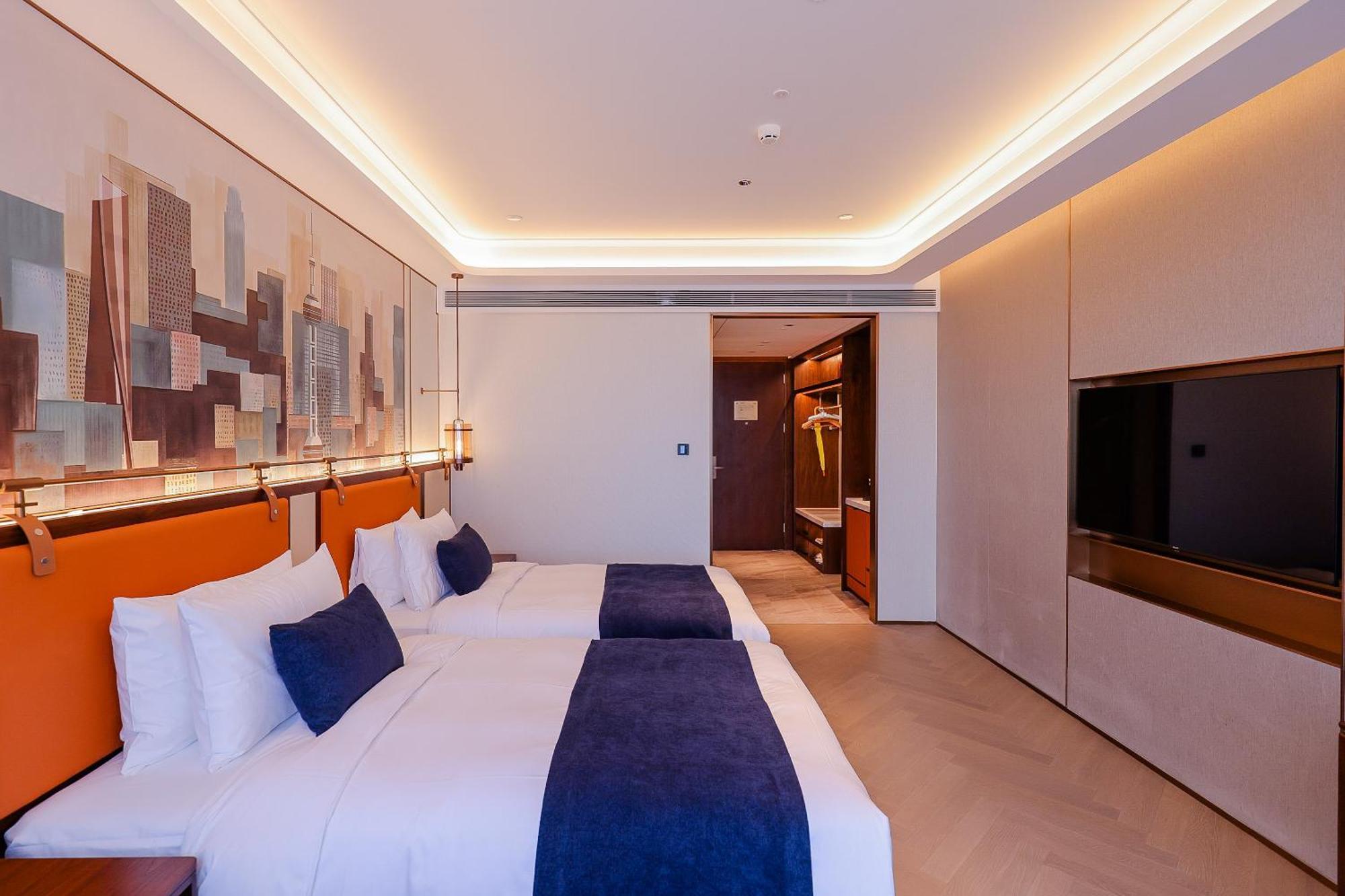 Hotel Hongqiao Yankuang Tulip 5*